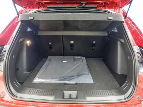 New 2026 Chevrolet Trax RS FWD image 8