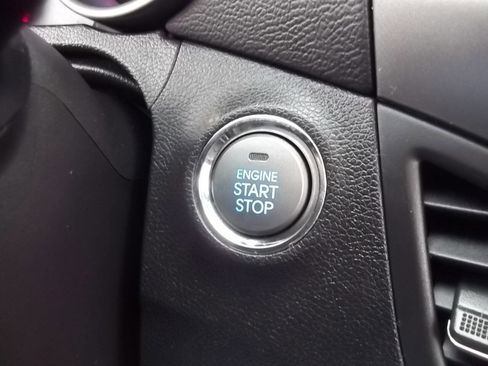 Used 2013 Hyundai Elantra Limited w/ Technology Pkg image 23