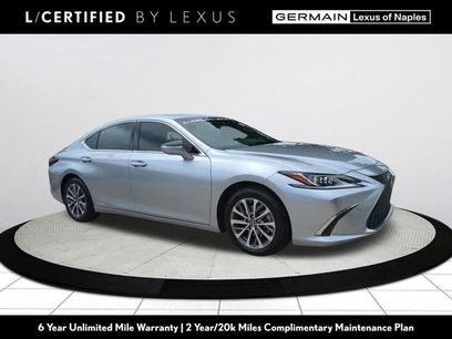 Used 2022 Lexus ES 300h w/ Premium Package