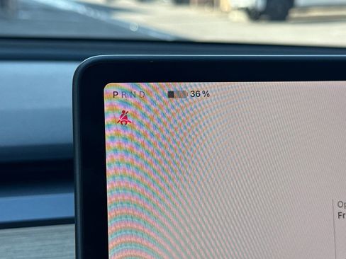 Used 2023 Tesla Model Y Long Range image 25