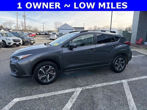 Used 2024 Subaru Crosstrek 2.0i Premium image 2