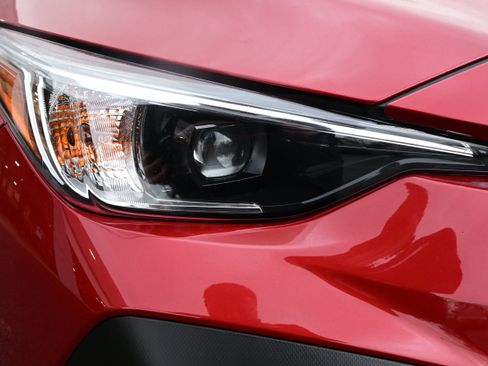 Used 2026 Subaru Crosstrek 2.5i Premium AWD/4WD image 11