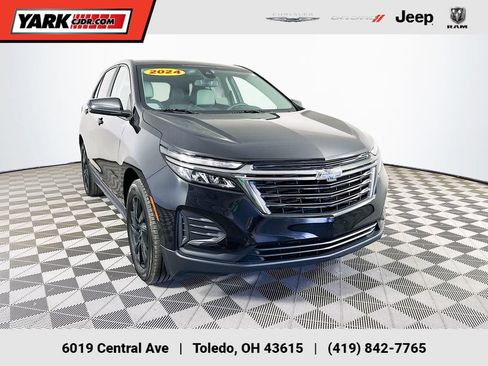 Used 2024 Chevrolet Equinox LS w/ LS Convenience Package FWD image 1