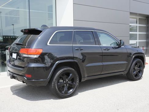 Used 2014 Jeep Grand Cherokee Altitude AWD/4WD image 4