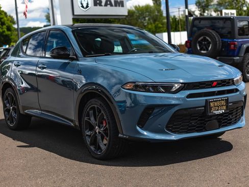 Used 2024 Dodge Hornet R/T Plus AWD/4WD image 6