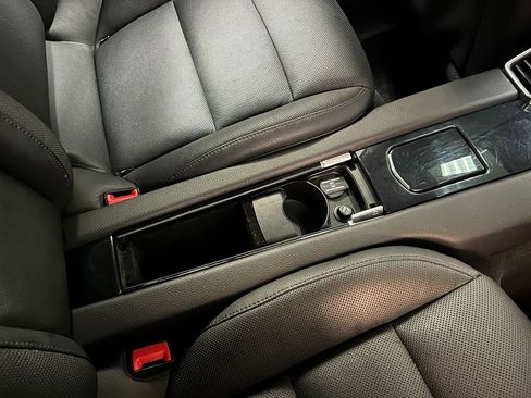 Used 2012 Porsche Panamera 4 image 56