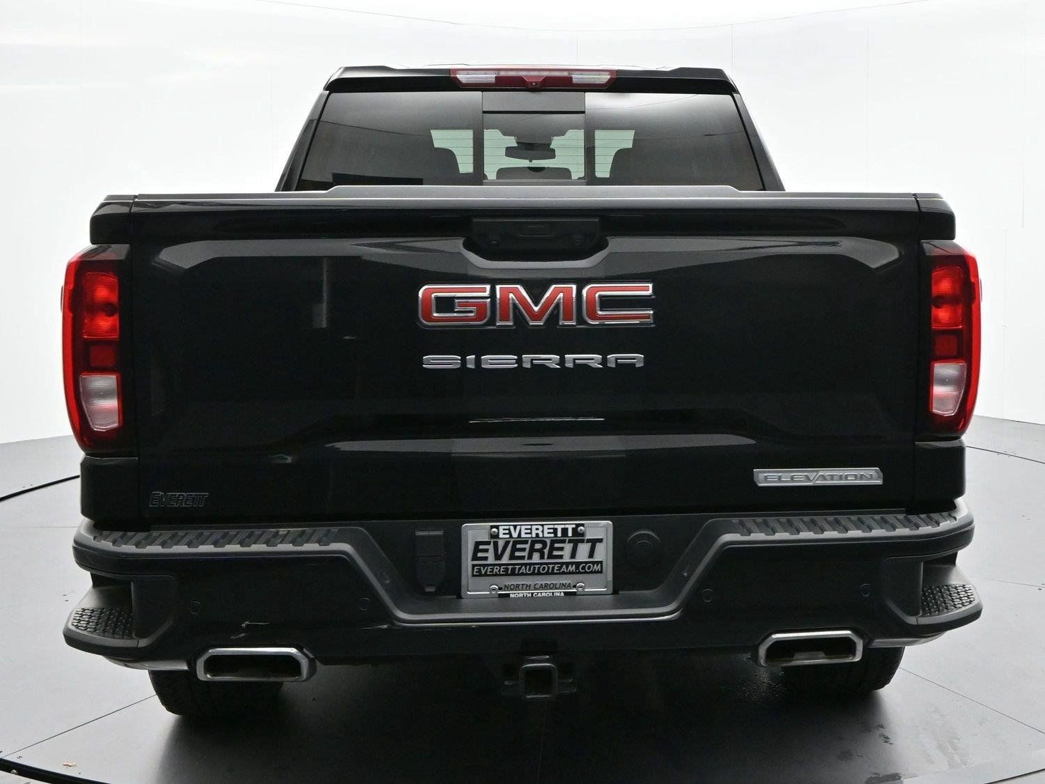 Used 2025 GMC Sierra 1500 Elevation w/ Elevation Premium Package AWD/4WD image 6