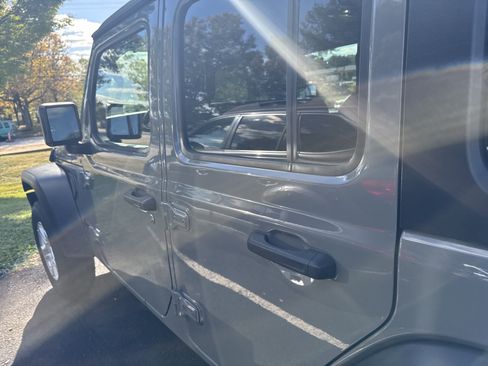 Certified 2022 Jeep Wrangler Unlimited Sport image 10