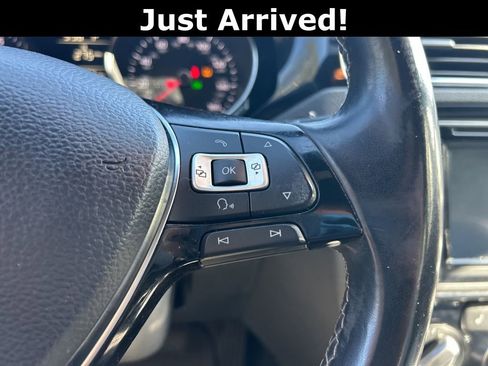 Used 2016 Volkswagen Jetta Sport image 13