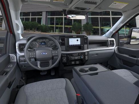 New 2026 Ford F250 XL w/ XL Off-Road Package image 9