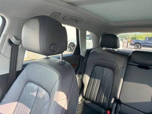 Used 2018 Audi Q5 2.0T Premium Plus w/ Premium Plus Package AWD/4WD image 56