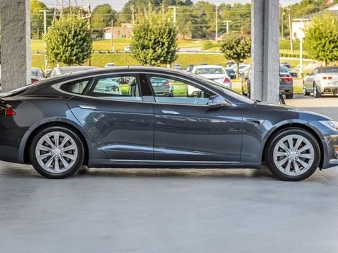 Used 2018 Tesla Model S 75D AWD/4WD image 46