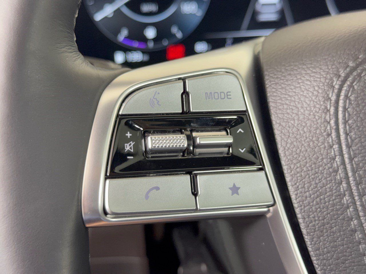 Used 2024 Kia Telluride SX Prestige AWD/4WD image 18
