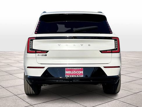 New 2025 Volvo EX90 Plus w/ Protection Package Premier image 6