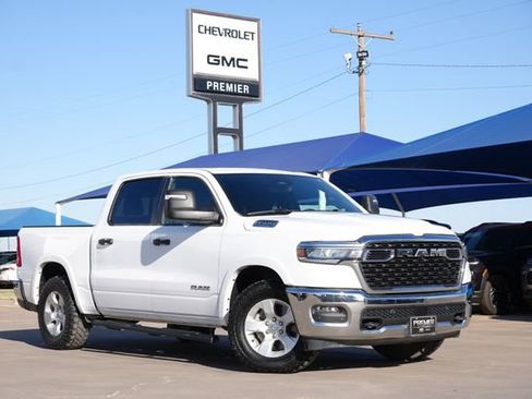 Used 2025 RAM 1500 Lone Star AWD/4WD image 1