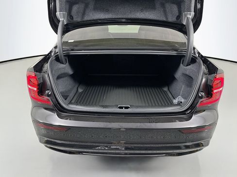 New 2025 Volvo S60 B5 Plus w/ Climate Package image 20