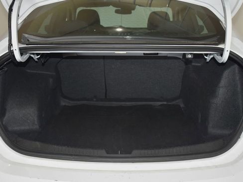 Used 2023 Chevrolet Malibu LT FWD image 28