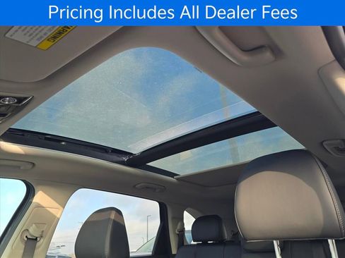 New 2026 Kia Sorento S w/ S Panoramic Sunroof Package FWD image 17