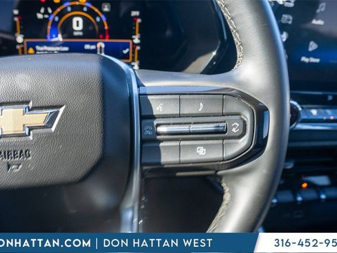 Used 2023 Chevrolet Colorado LT w/ LT Convenience Package image 11