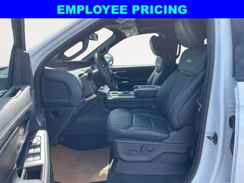 New 2026 Ford Expedition Max Platinum AWD/4WD image 9
