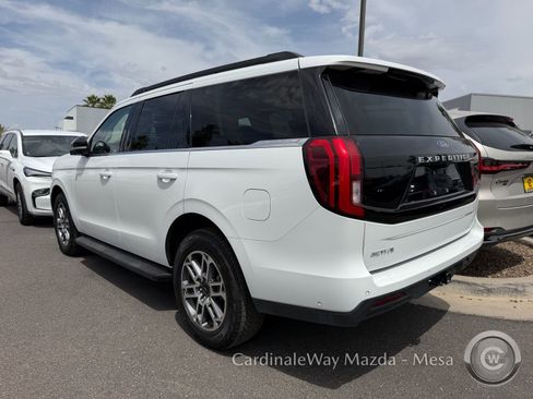Used 2025 Ford Expedition Active image 4