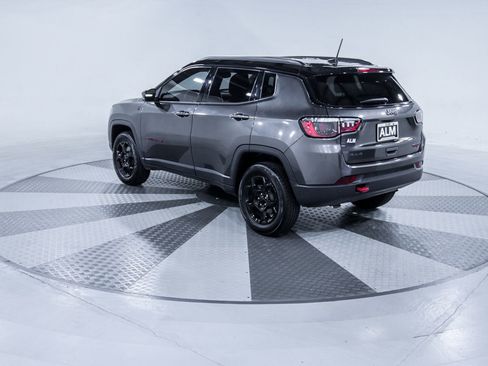 Used 2024 Jeep Compass Trailhawk image 6