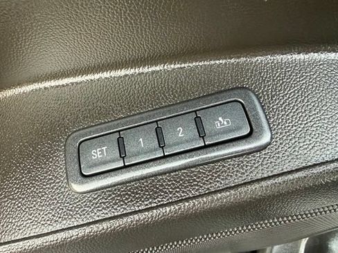 Used 2017 Chevrolet Tahoe Premier AWD/4WD image 22