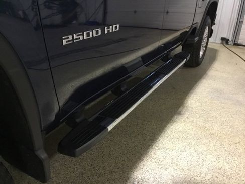 Used 2022 Chevrolet Silverado 2500 High Country w/ Technology Package image 13