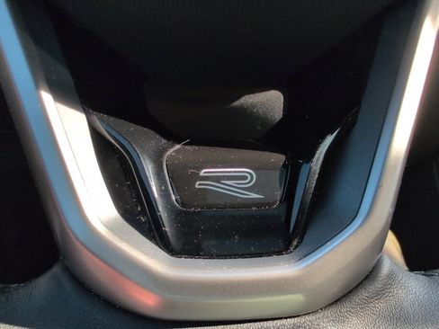 Used 2022 Volkswagen Tiguan SE R-Line image 37