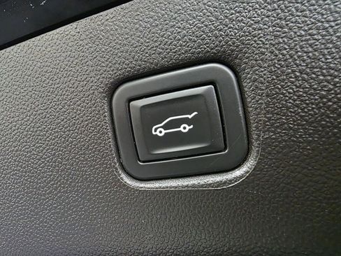 Used 2021 Chevrolet Blazer RS AWD/4WD image 22