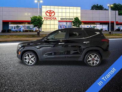 Used 2023 Kia Seltos SX w/ SX Sunroof Package