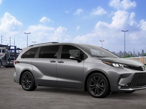 New 2026 Toyota Sienna XSE FWD image 16