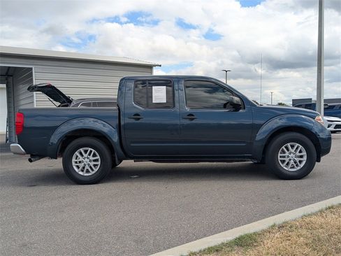 Used 2015 Nissan Frontier SV w/ SV Value Truck Package image 3