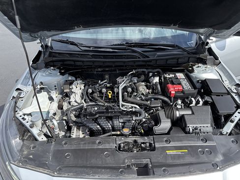 Used 2024 Nissan Altima 2.5 SR FWD image 33