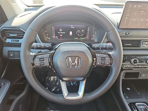 New 2026 Honda Pilot Touring image 15