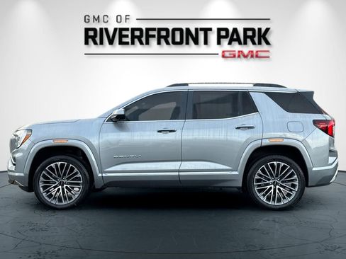 New 2026 GMC Terrain Denali w/ LPO, Floor Liner Package AWD/4WD image 6