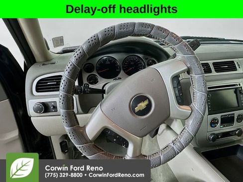 Used 2008 Chevrolet Silverado 2500 LTZ w/ EZ-Lift Tailgate Package image 11