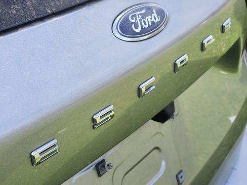 Used 2024 Ford Escape ST-Line w/ Tech Pack #1 image 9