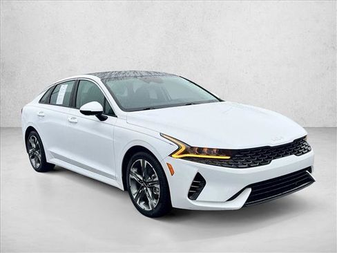 Used 2023 Kia K5 EX image 3