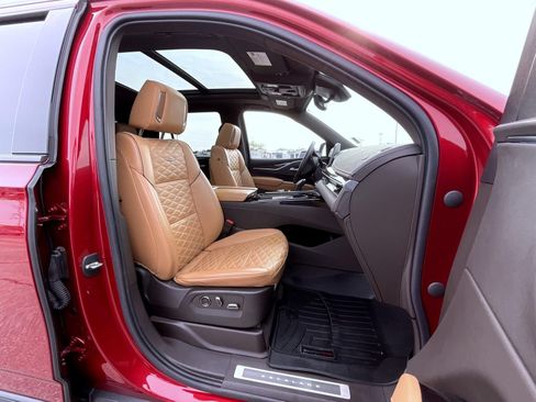 Certified 2021 Cadillac Escalade Sport w/ Driver Assist Tech Package AWD/4WD image 15
