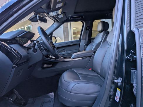 Used 2025 Land Rover Range Rover Sport Dynamic SE image 24