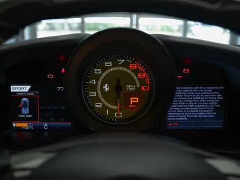 Used 2023 Ferrari F8 Tributo RWD image 19