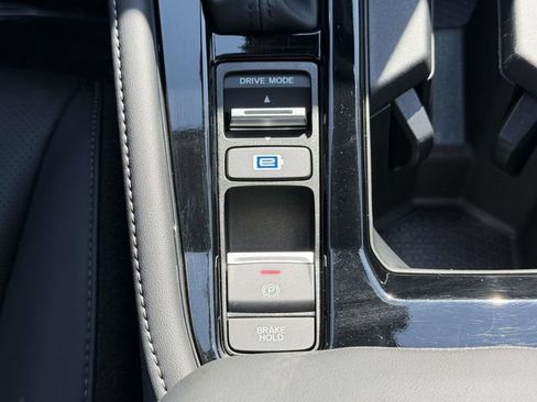 Certified 2025 Honda Accord Touring image 16