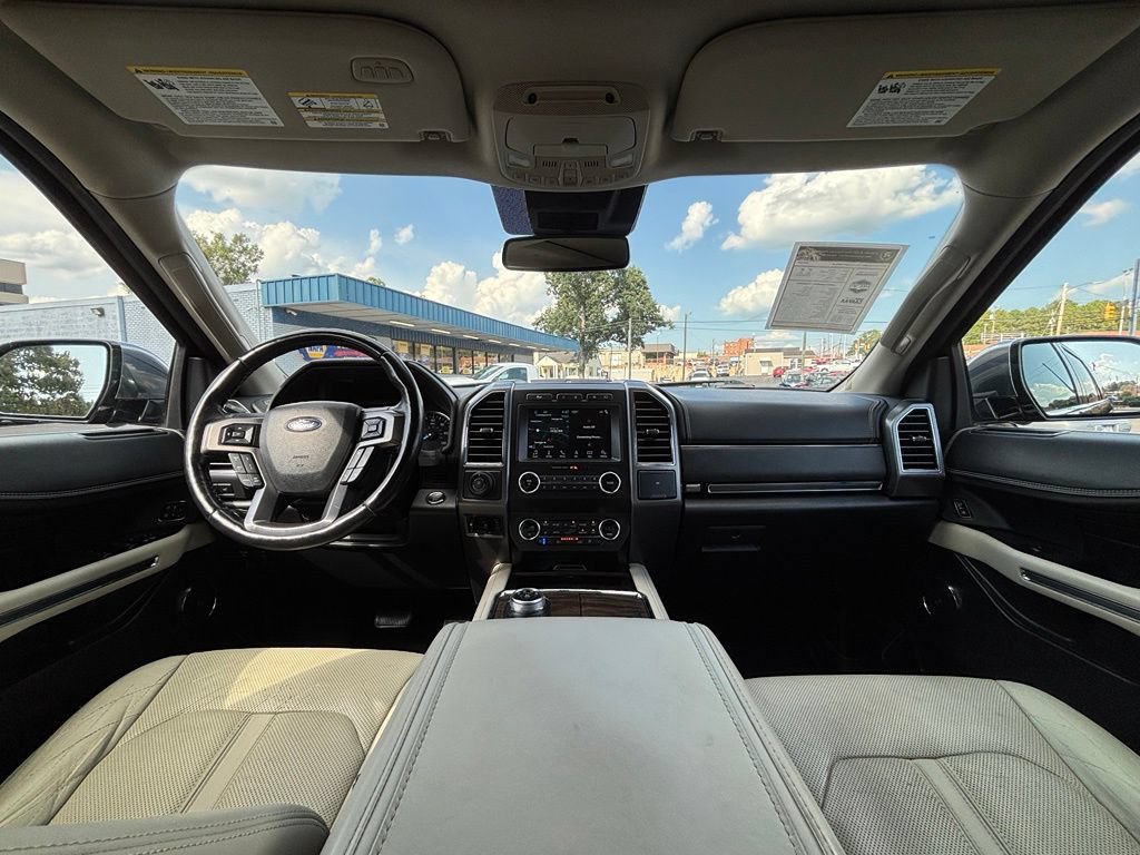 Used 2019 Ford Expedition Platinum RWD image 16