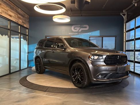 Used 2018 Dodge Durango SXT w/ Quick Order Package 2BB AWD/4WD image 1