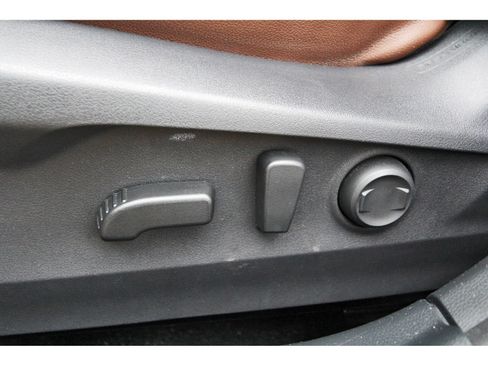 Used 2022 Subaru Outback Touring AWD/4WD image 26