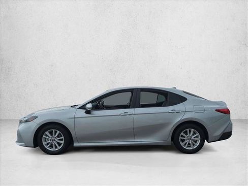 Used 2025 Toyota Camry LE FWD image 9