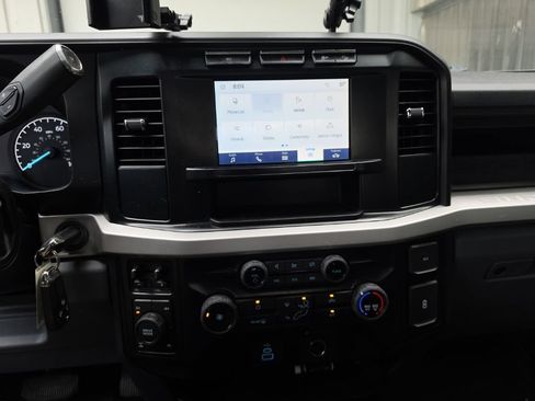 Used 2023 Ford F250 XL w/ STX Appearance Package AWD/4WD image 12