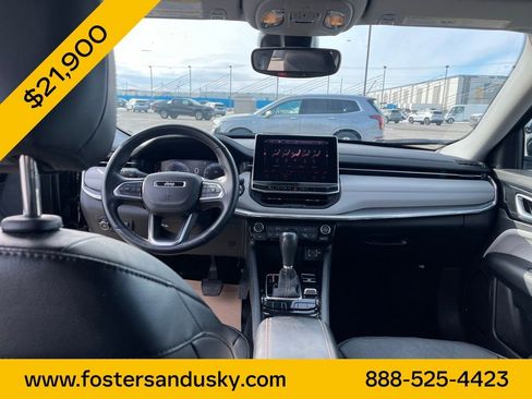 Used 2022 Jeep Compass Limited w/ Elite Group image 18