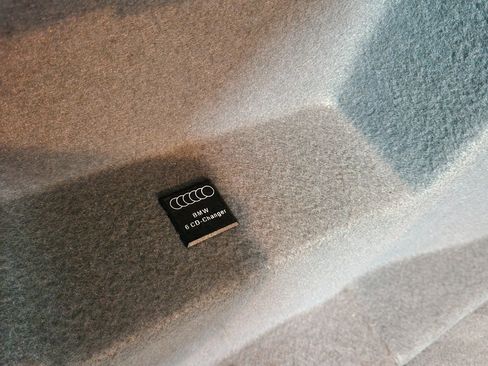 Used 1999 BMW 528i Sedan image 64